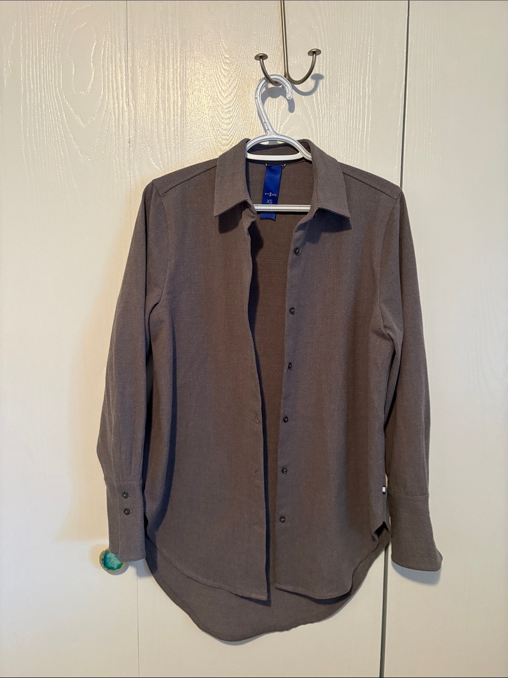 Kit and Ace Button-Down Shirt in Charcoal Brown